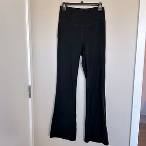 Lululemon Groove Nulu Super-High-Rise Flared Pant